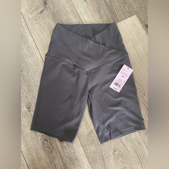 New Biker Shorts - Picture 2 of 4